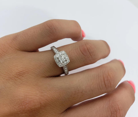 Bague Leanna4 0.40ct de diamants en or blanc 10K