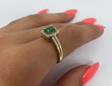 Bague Émeraude Vert 0.20ct de diamants en or jaune 10k