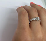 Bague Infinie 0.75ct de diamants en or blanc 14k